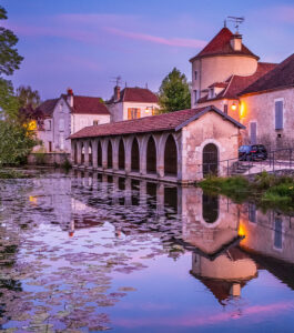 Visite guidée de Chablis avec le village vacances la Vallée de L'Yonne