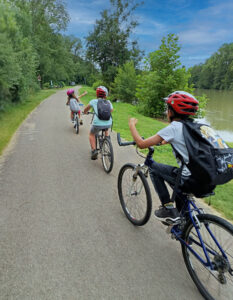 balade-velo Balade à vélo en famille le long de l’Yonne, activité nature à la Vallée de l’Yonne